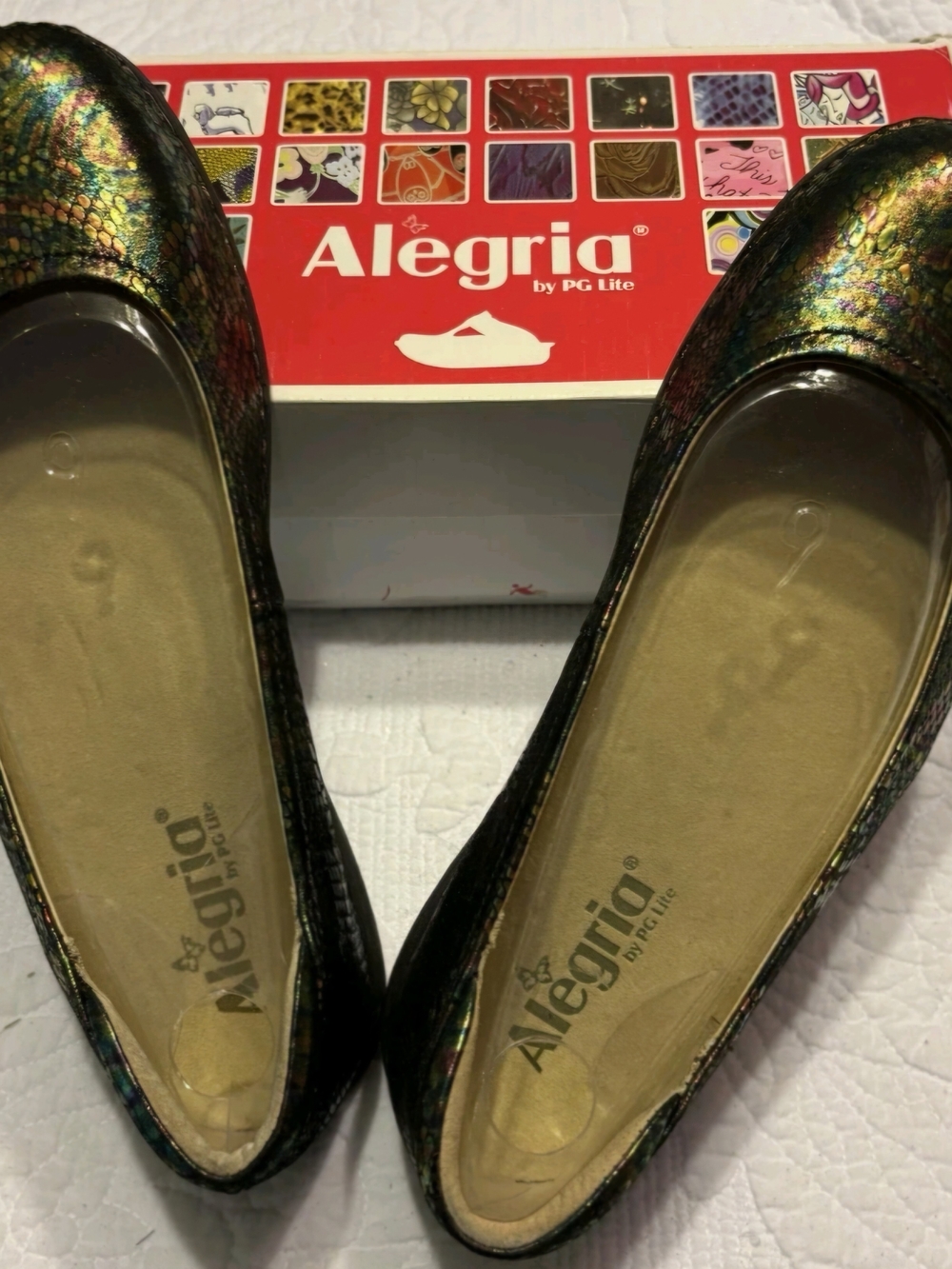 Alegria Women's Iridescent Black Multi-Color Ballet Flats